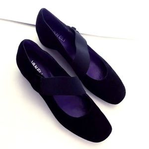 VANELi Womens Mabel Black Suede Size 10